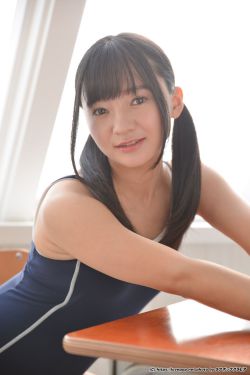 攀上漂亮女局长