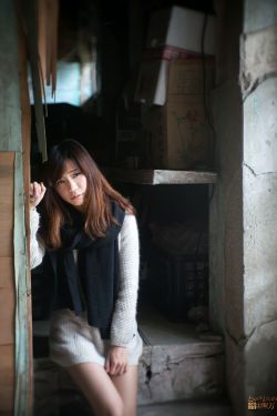 坐在学长又大又硬的上面写作业